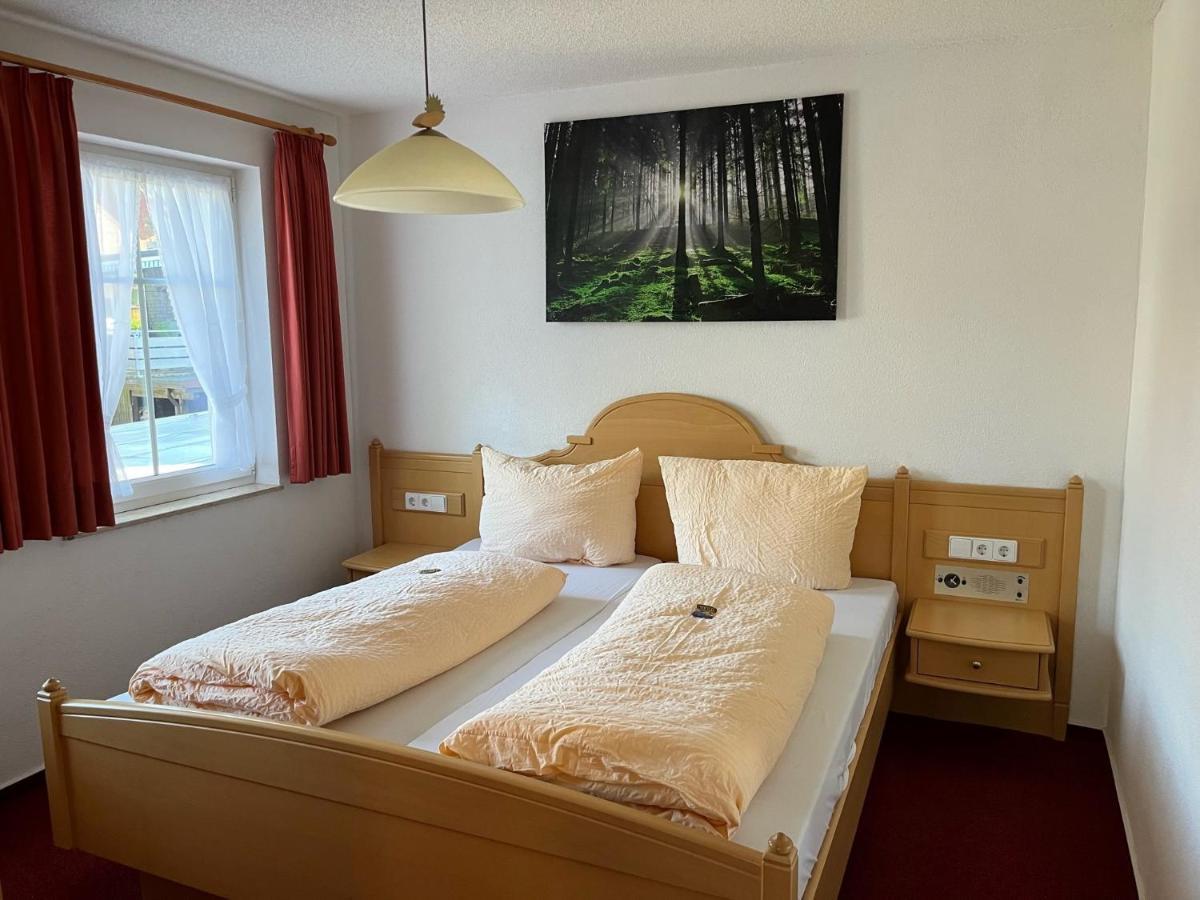 Hotel Zartenbach Hinterzarten Exterior photo